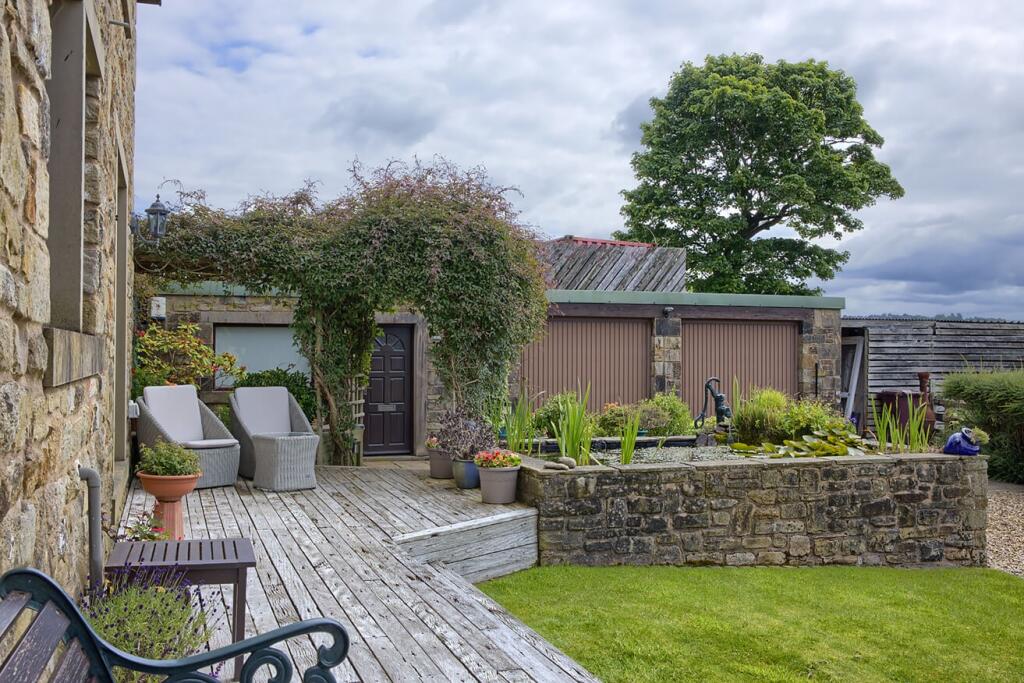 Additional property image - Green Top, New Laund Farm, Greenhead Lane, Fence, Lancashire, BB12