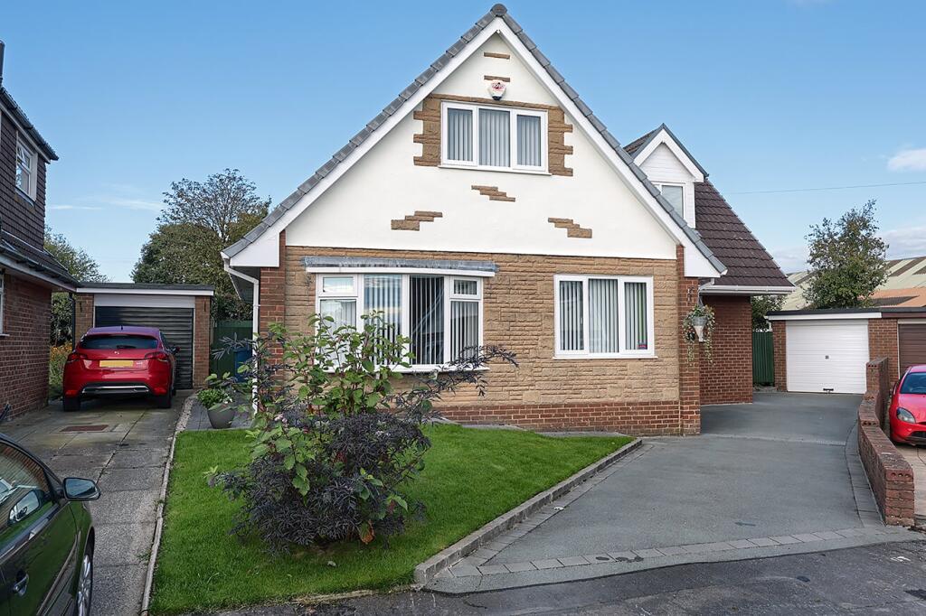 Additional property image - Waverley Close, Simonstone, Lancashire, BB12