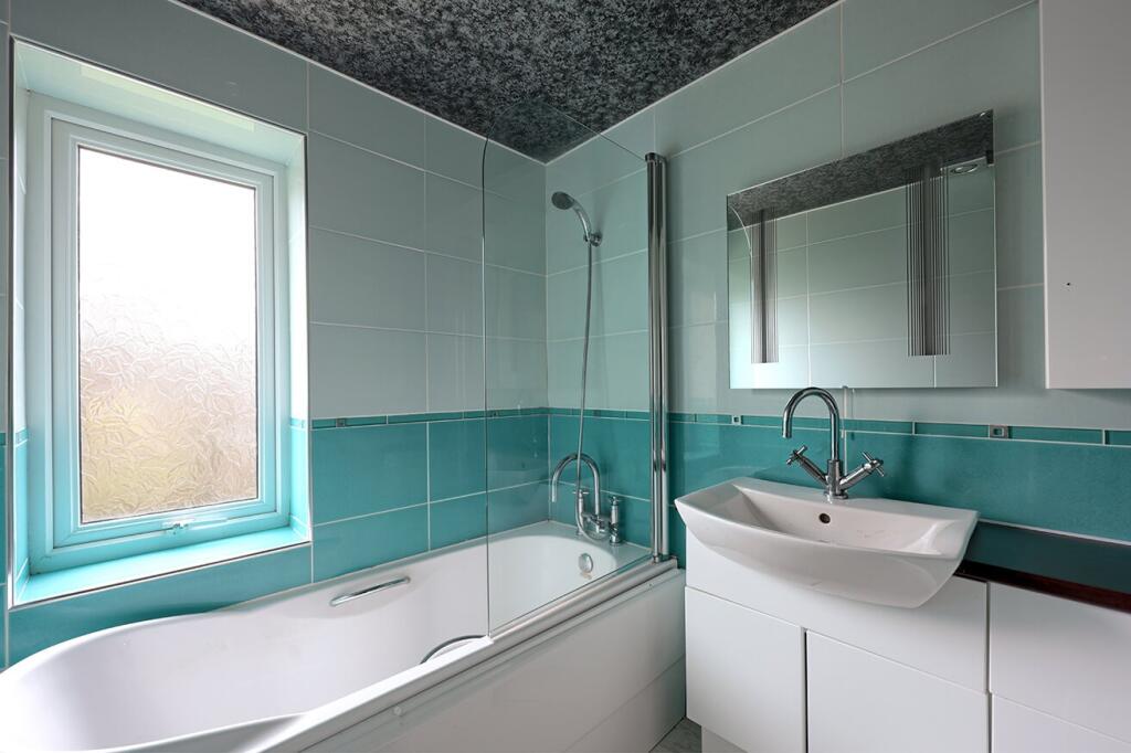 Additional property image - Westbourne Avenue, Burnley, Lancashire, BB11