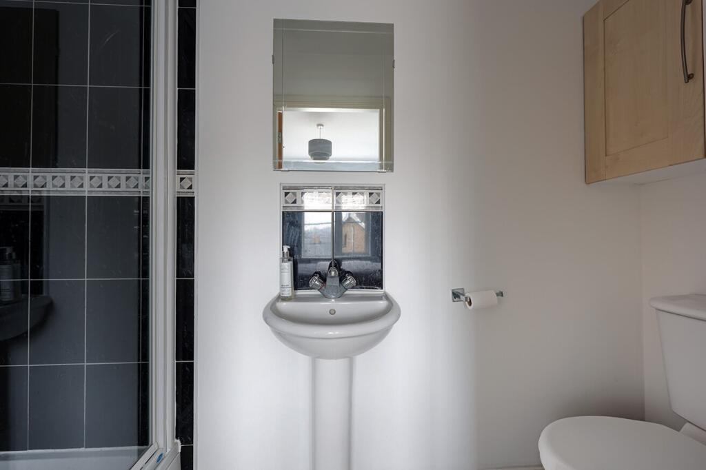 Additional property image - Institute Street, Padiham, Lancashire, BB12