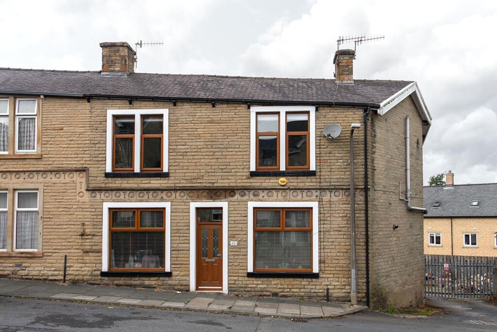 3 bedroom terraced house