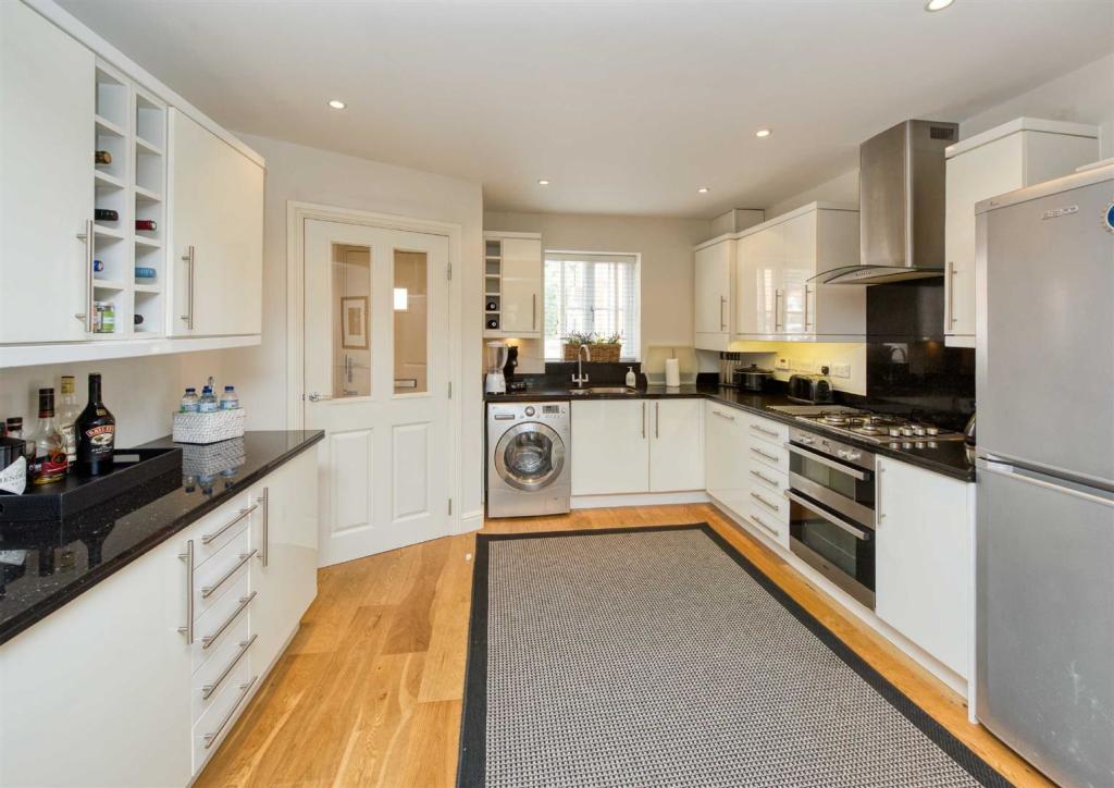 4 bedroom town house for sale in Stanham Close, Wombourne
