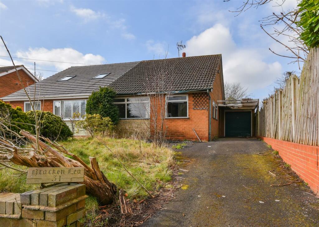 2 bedroom semidetached bungalow for sale in 31 Bull Meadow Lane