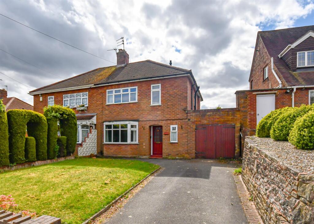 Main image of property: 33 Springhill Lane, Wolverhampton