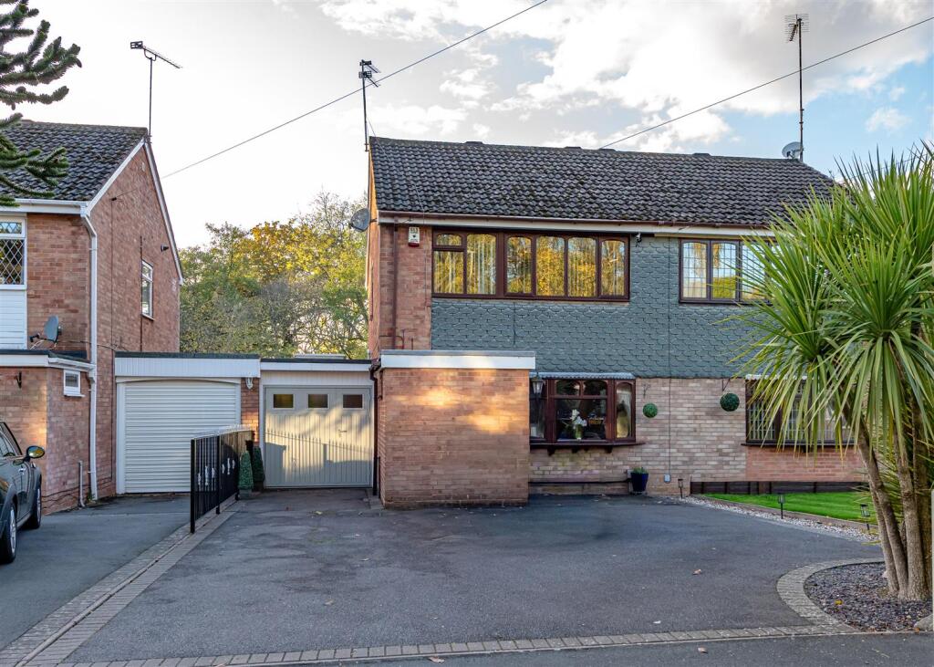 Main image of property: Eversley Grove, The Northway, Sedgley