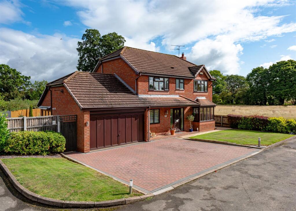 Main image of property: The Field House, 103 Six Ashes Road, Bobbington, Stourbridge