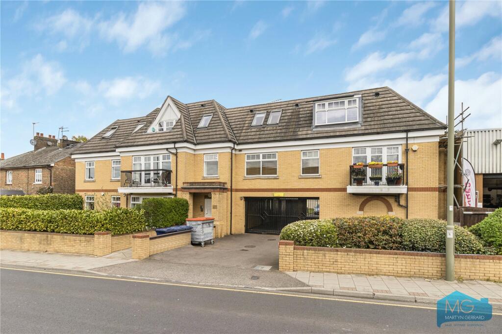 Main image of property: St. Albans Road, Barnet, EN5