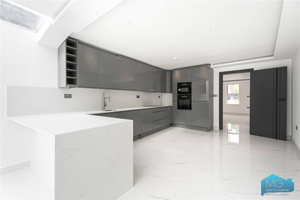 Main image of property: New Barnet, Barnet, EN4