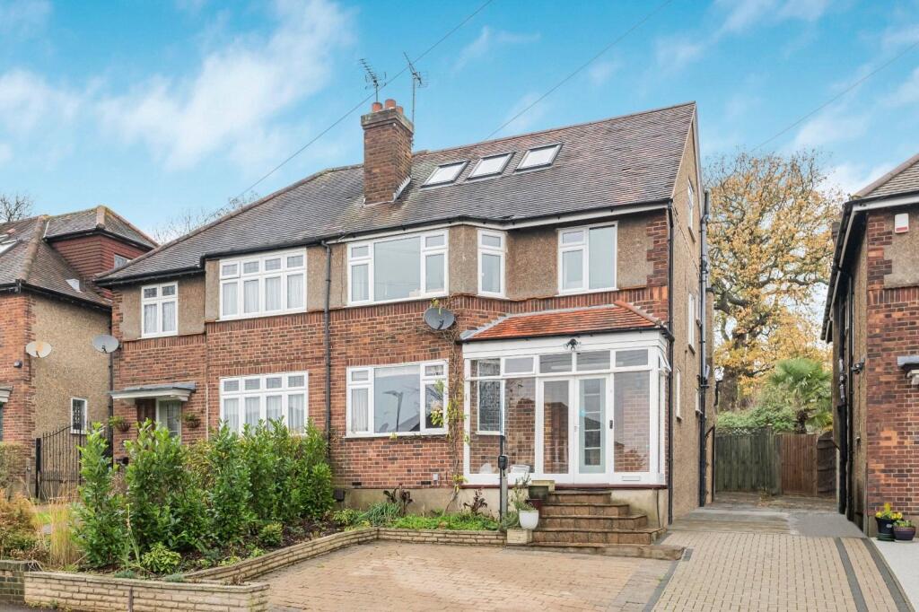Main image of property: Tudor Road, Barnet, EN5