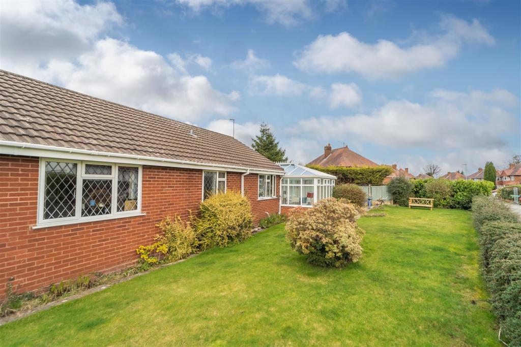 2 bedroom detached bungalow for sale in Madeira, 45 Keepers Lane, Codsall, Wolverhampton, WV8