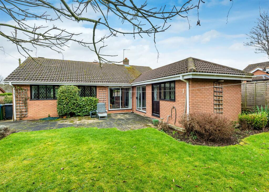 3 bedroom detached bungalow for sale in Shadowbrook, 4 Manor Fold, Middle Lane, Oaken, WV8