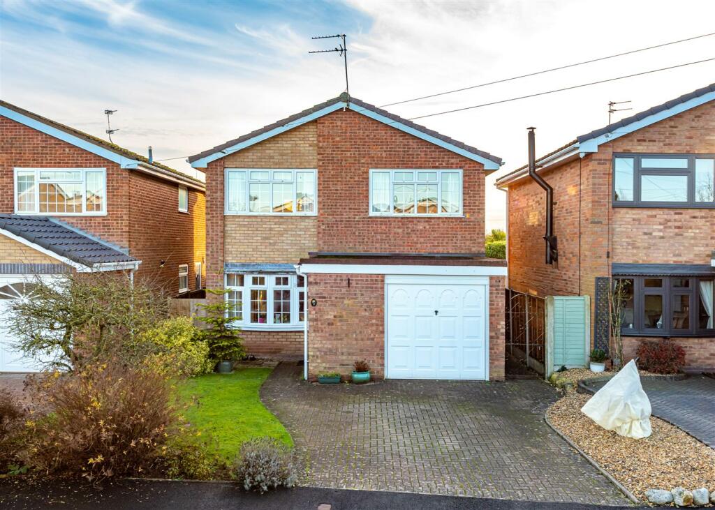 4 bedroom detached house for sale in 3 Braemar Road, Pattingham