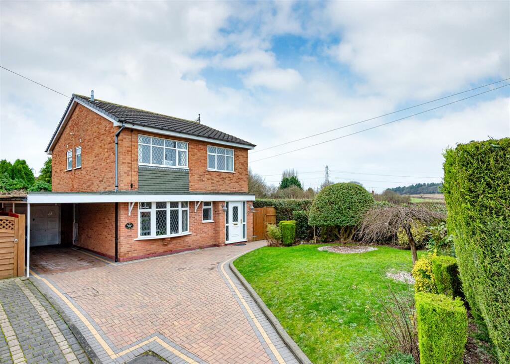 4 bedroom detached house for sale in 29 Windsor Road, Pattingham