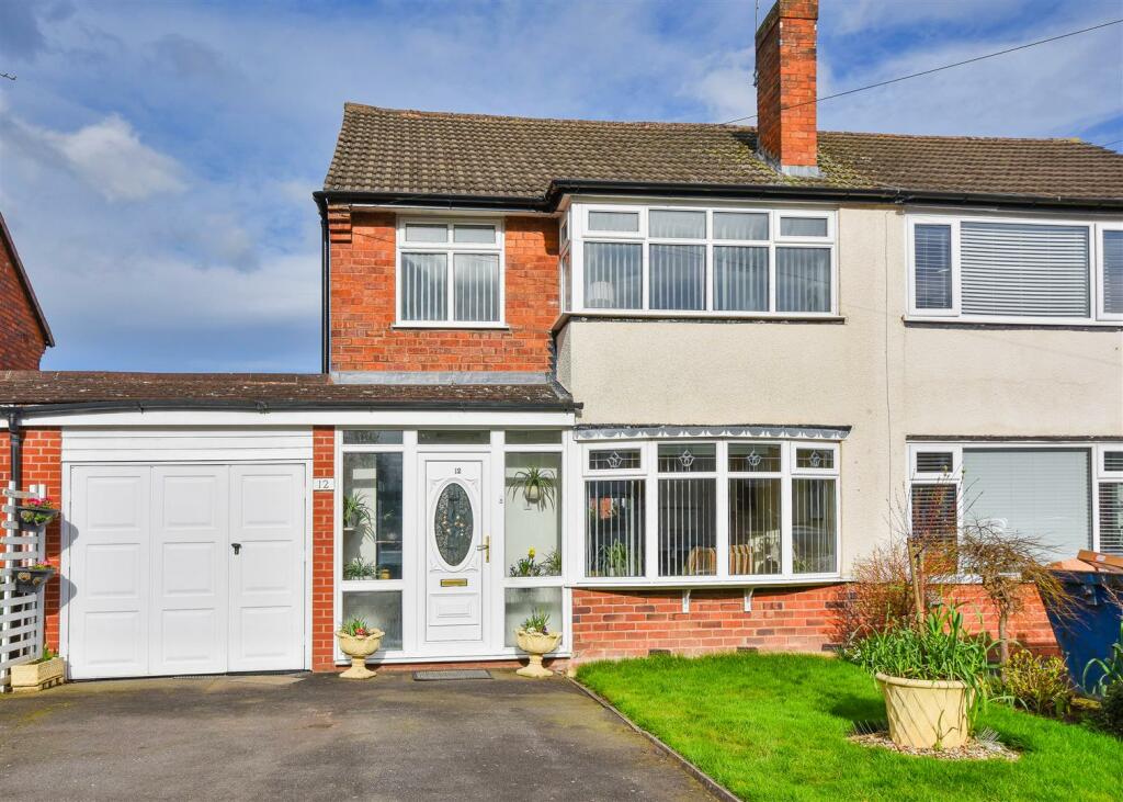 3 bedroom semidetached house for sale in 12 Oakfield Road, Codsall