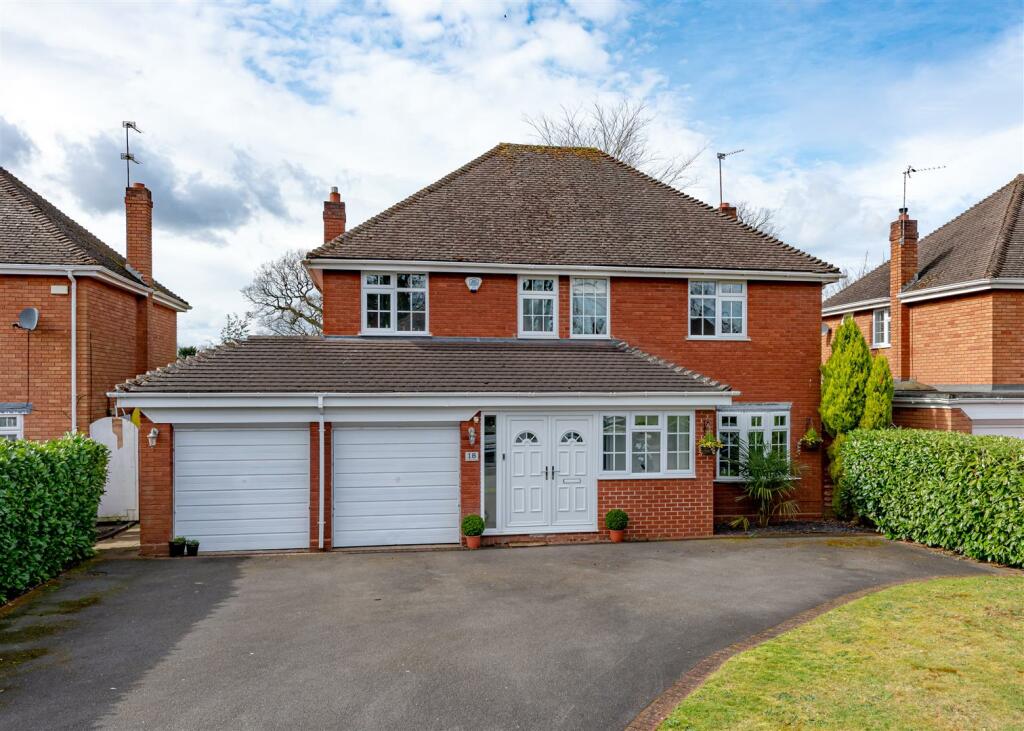 4 bedroom detached house for sale in 18 Corfton Drive, Tettenhall, WV6