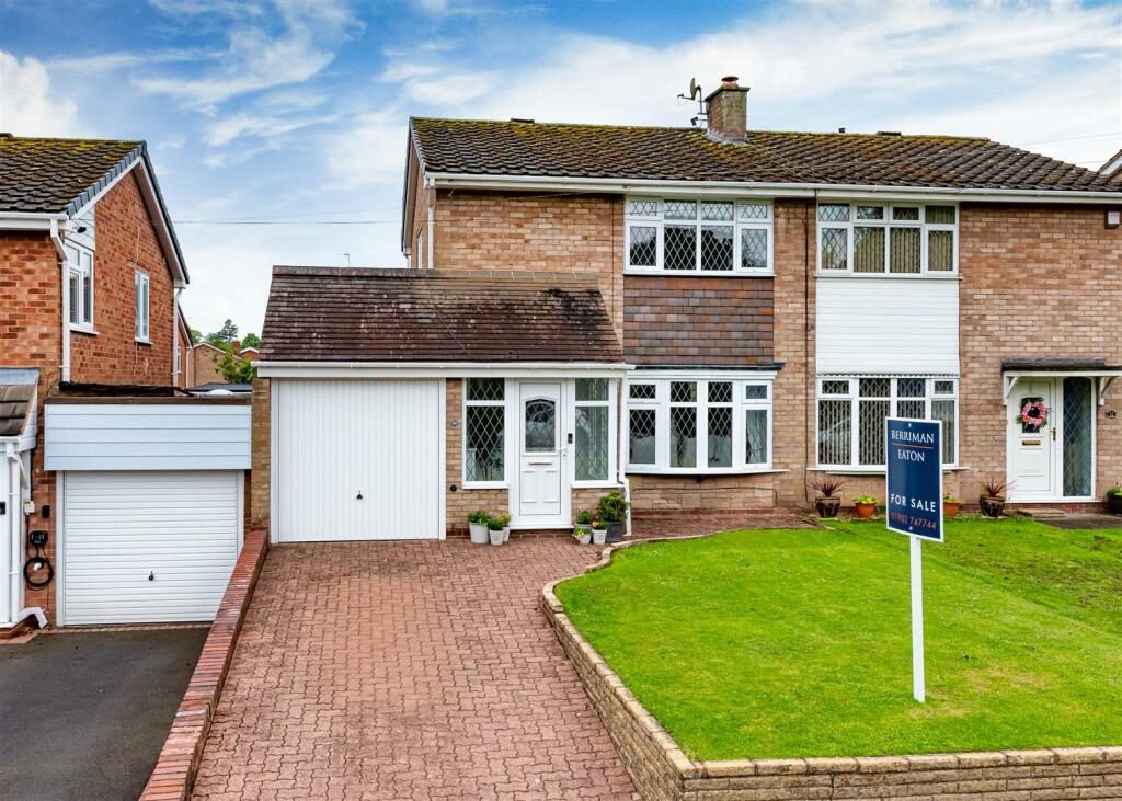 3 bedroom semidetached house for sale in 34 Sandy Lane, Codsall, WV8