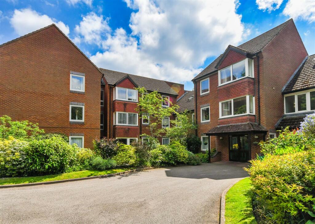 2 bedroom retirement property for sale in 37 Beechwood Court, Corfton