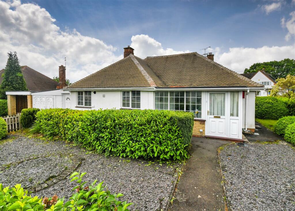 2 bedroom detached bungalow for sale in 109 Oaken Park, Codsall