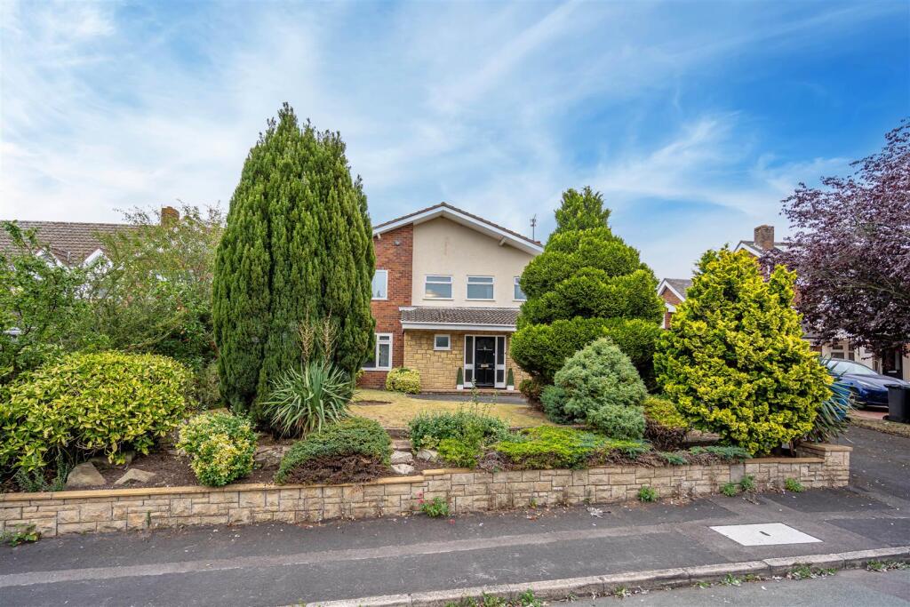 Main image of property: Alpine Lodge, 15 Old Weston Road, Bishops Wood, Stafford, ST19 9AG