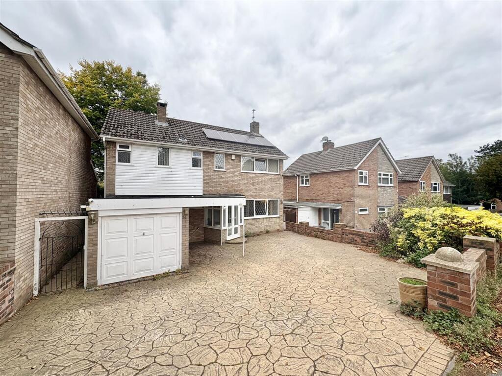 Main image of property: 10 Marlbrook Drive, Wolverhampton