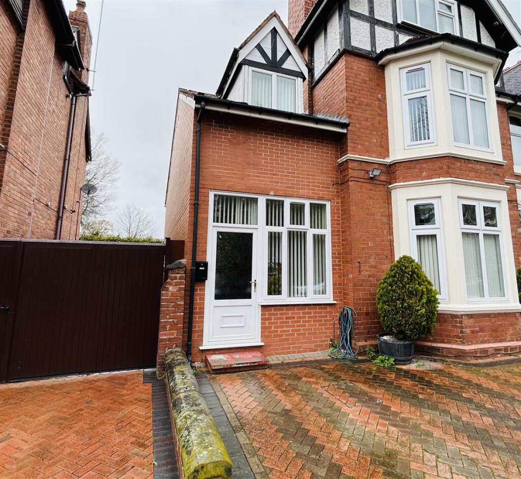 Main image of property: The Annexe, 61 Albert Road, Wolverhampton