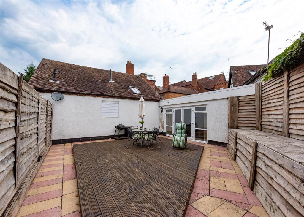 Main image of property: 6 Market Place, Shifnal, tf11 9az