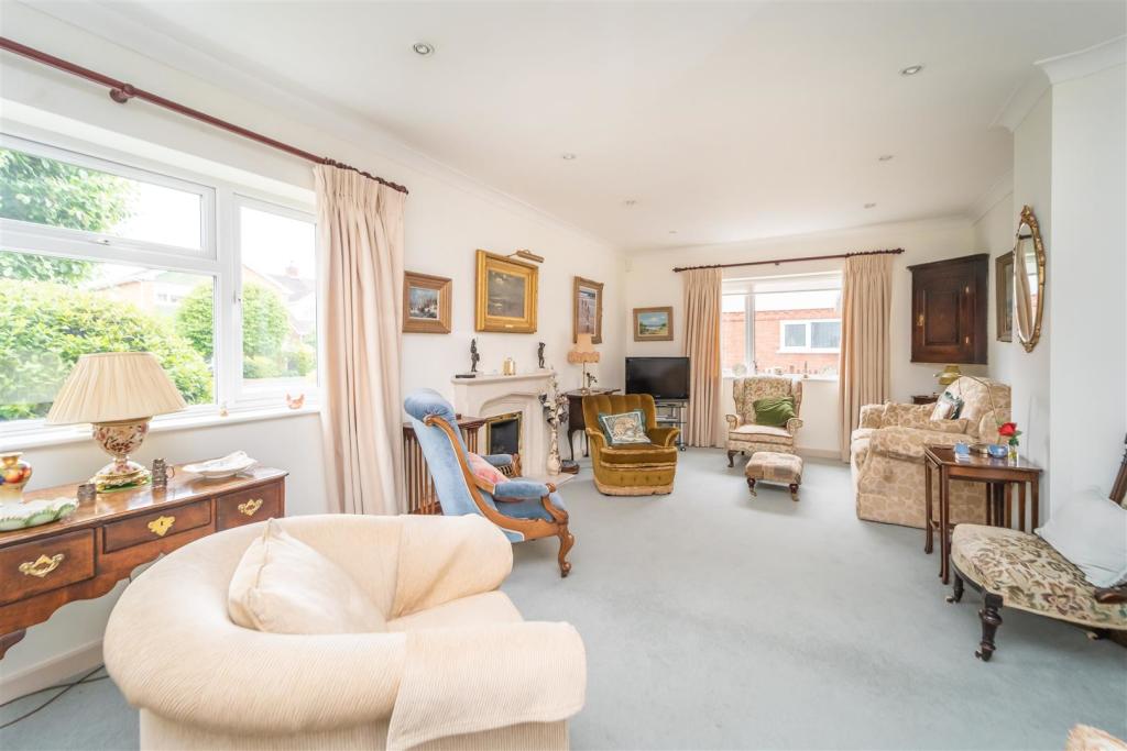 3 bedroom detached bungalow for sale in 8 The Orchard, Albrighton, WV7