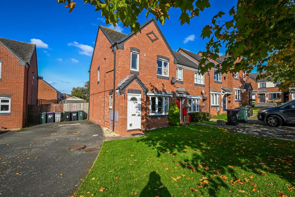 3 bedroom end of terrace house for sale in 8 Ridley Close, Bridgnorth, WV16