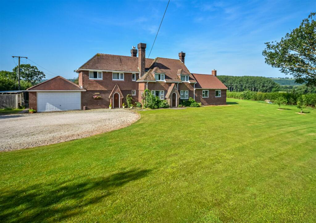 4 bedroom detached house for sale in Footbridge House, Tasley