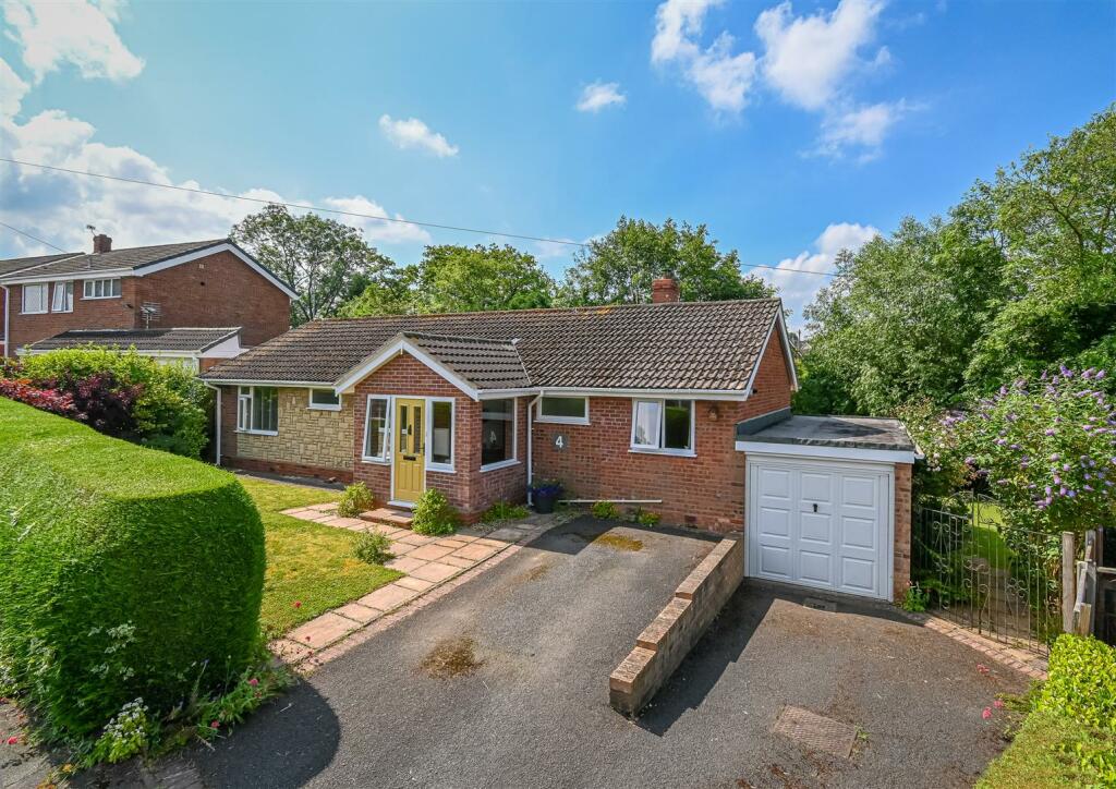 4 bedroom detached bungalow for sale in 4 Bridge Road, Alveley