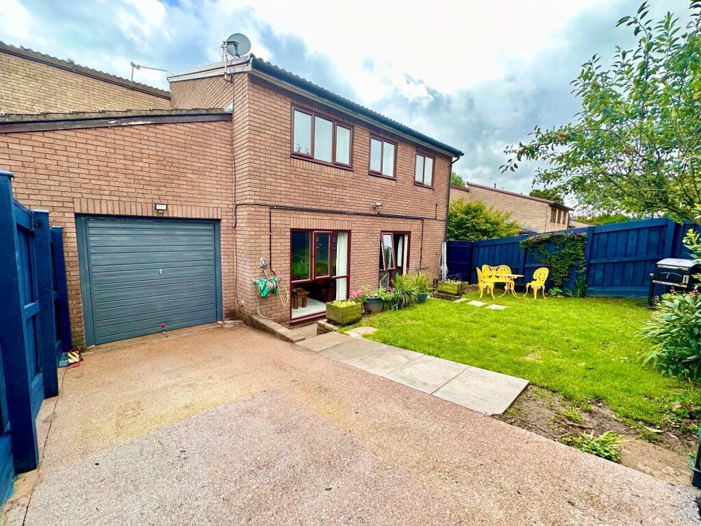 3 bedroom end of terrace house for sale in Tramway Close, Fairwater