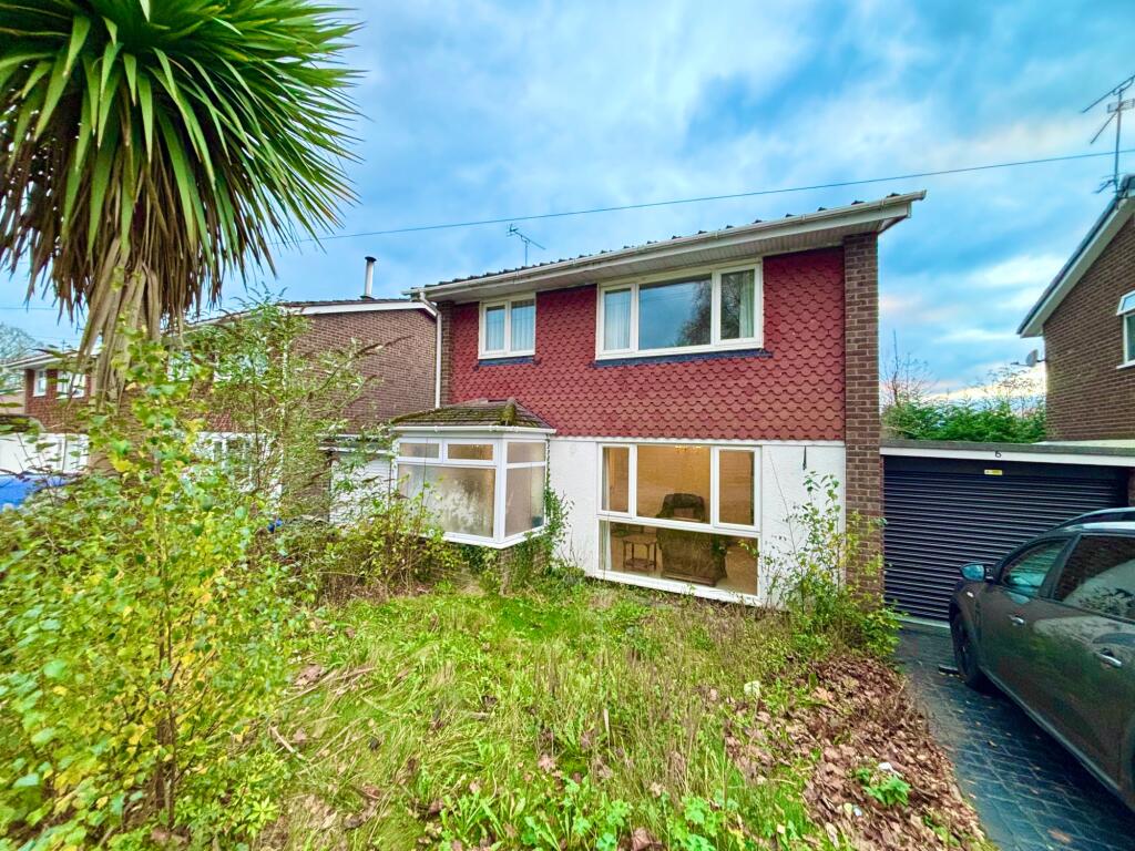 Main image of property: Waterside Close, Rogerstone, Newport