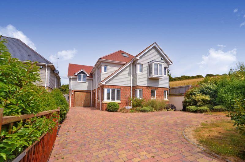 Main image of property: BOWLEAZE COVEWAY, BOWLEAZE, WEYMOUTH, DORSET