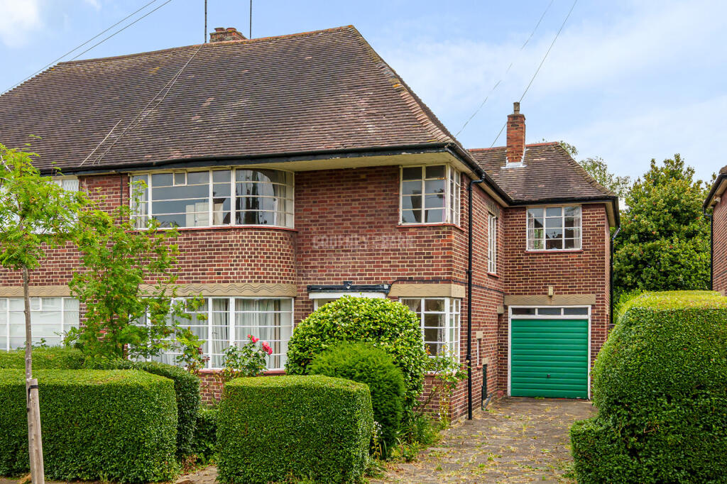 Main image of property: Rowan Walk, Hampstead Garden Suburb