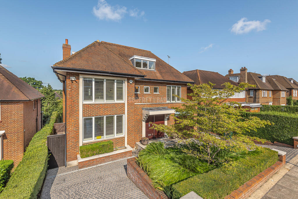 Main image of property: Church Mount, Hampstead Garden Suburb