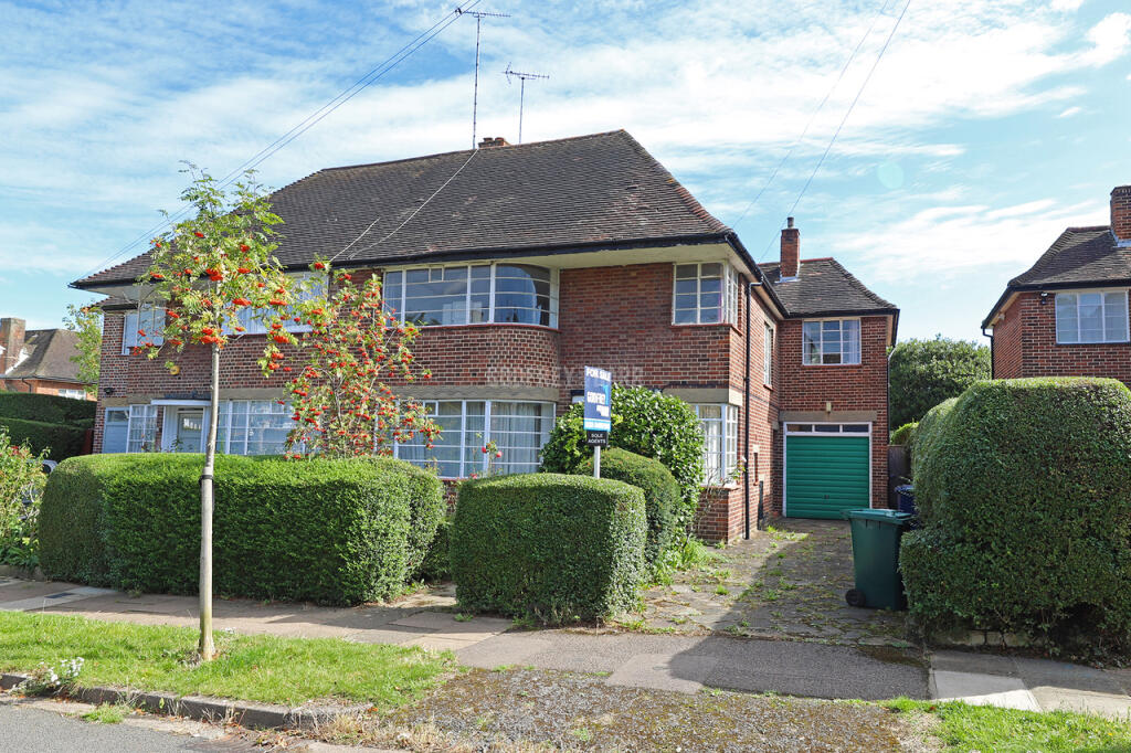 Main image of property: Rowan Walk, Hampstead Garden Suburb