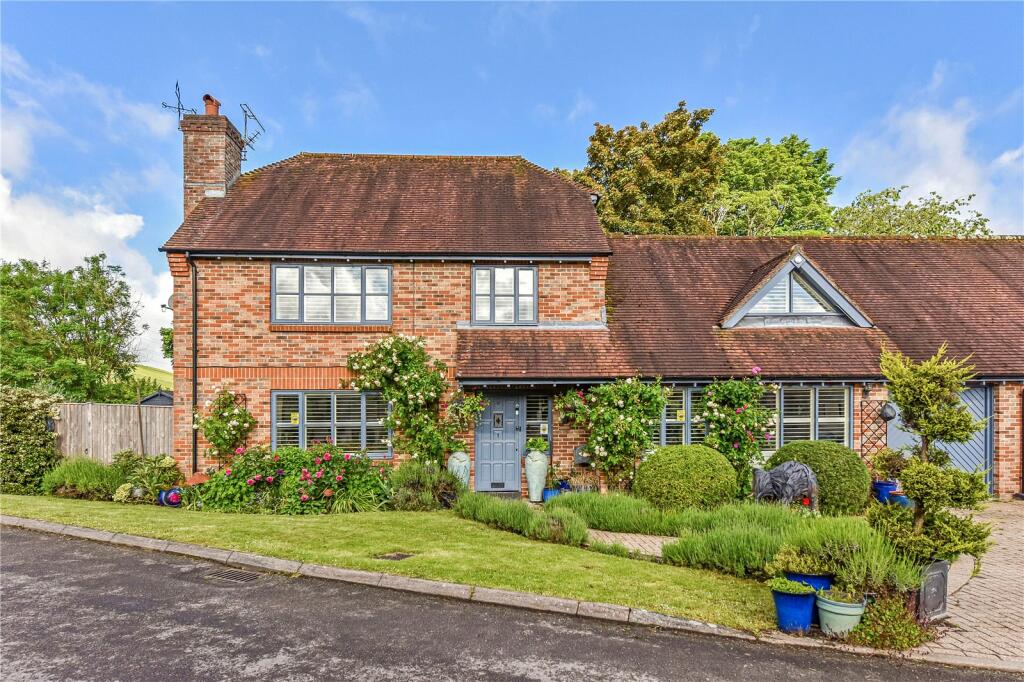 5 bedroom semidetached house for sale in Charlton Mill Way, Charlton