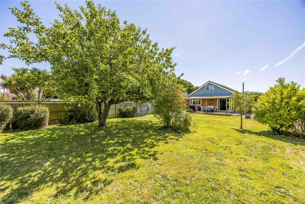 5 bedroom bungalow for sale in Hook Lane, Aldingbourne, Chichester