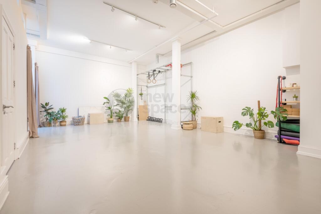 Main image of property: 16a, Spurstowe Terrace, Hackney, E8