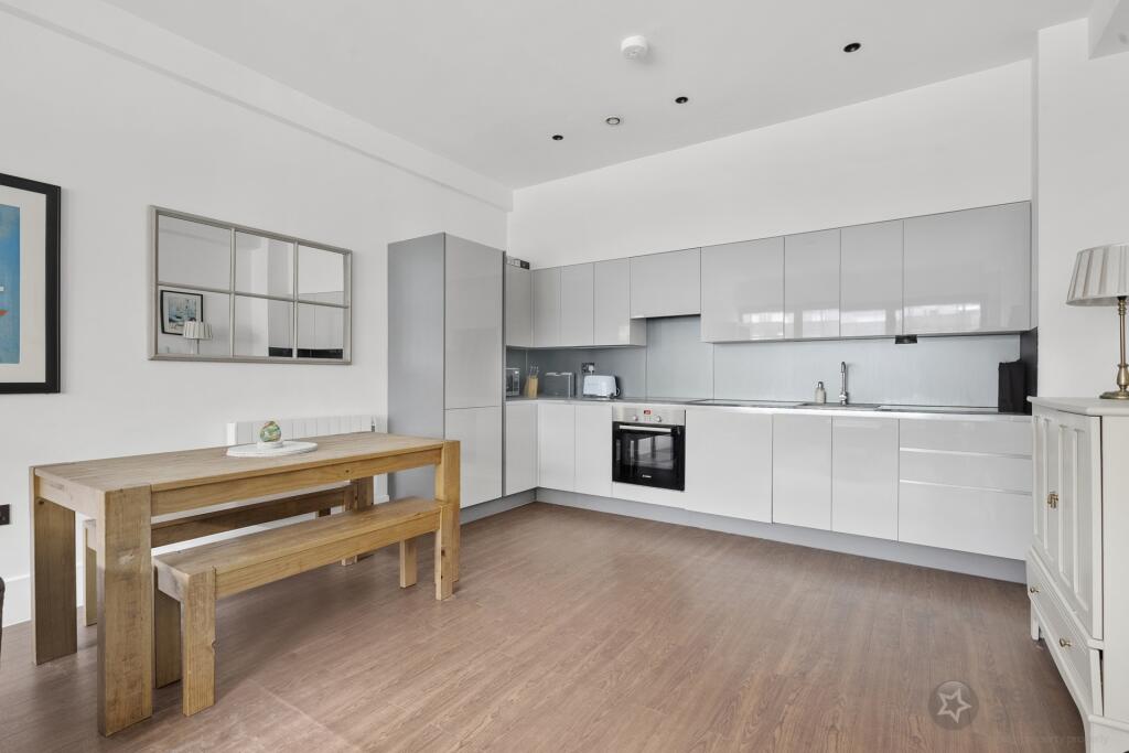 Main image of property: Infinity Heights, Kingsland Road, Haggerston, E8