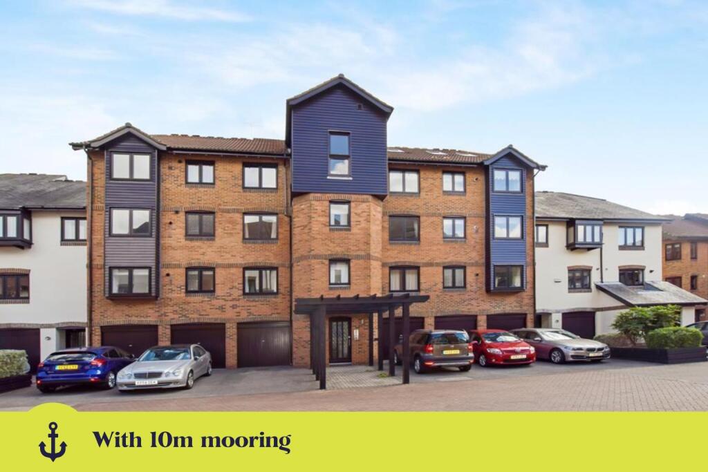 Main image of property: Moorhead Court, Ocean Village, SO14