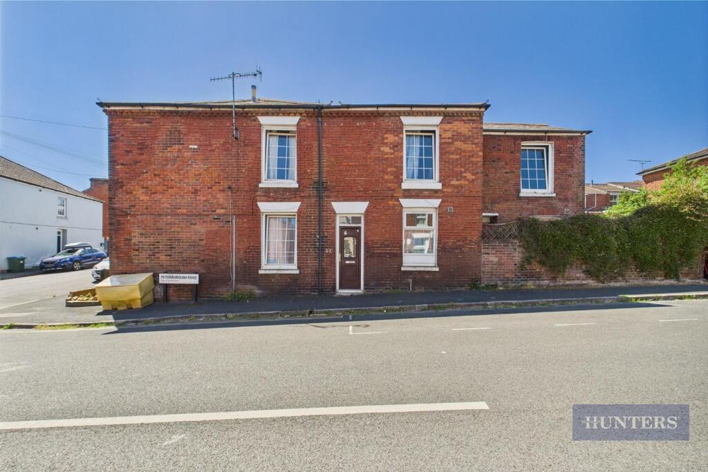 Main image of property: Southcliff Road, Southampton