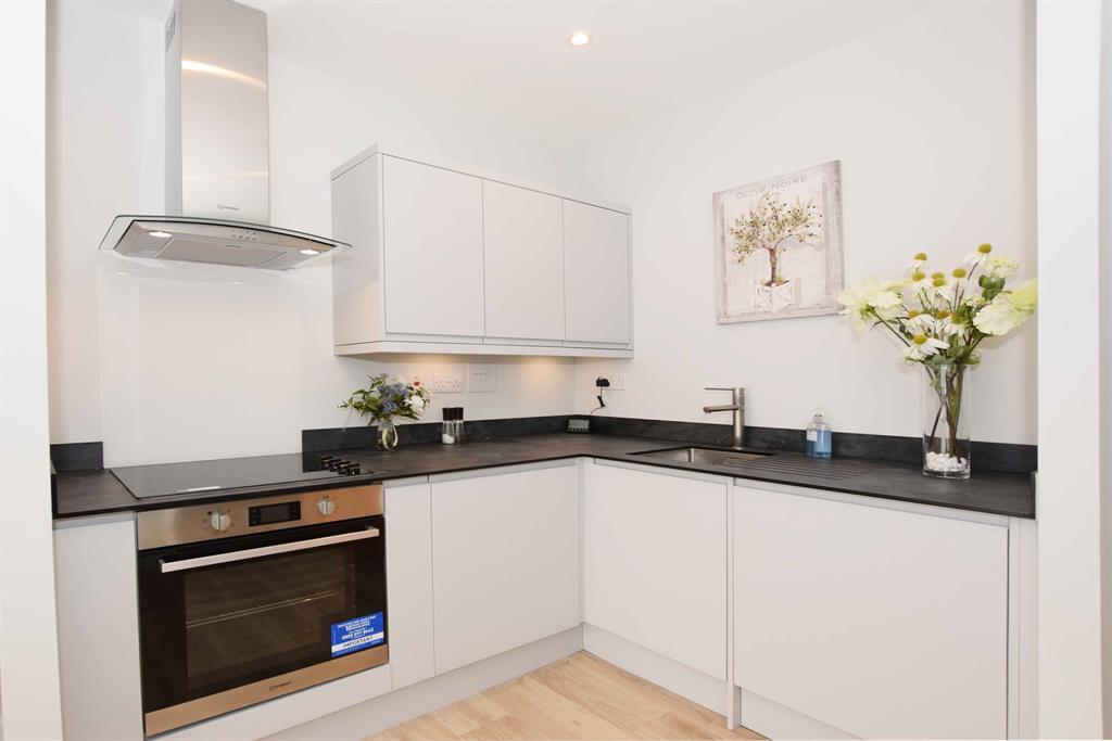 1 Bedroom Flat In Upper Banister Street Southampton So15 2ef Yuvoh