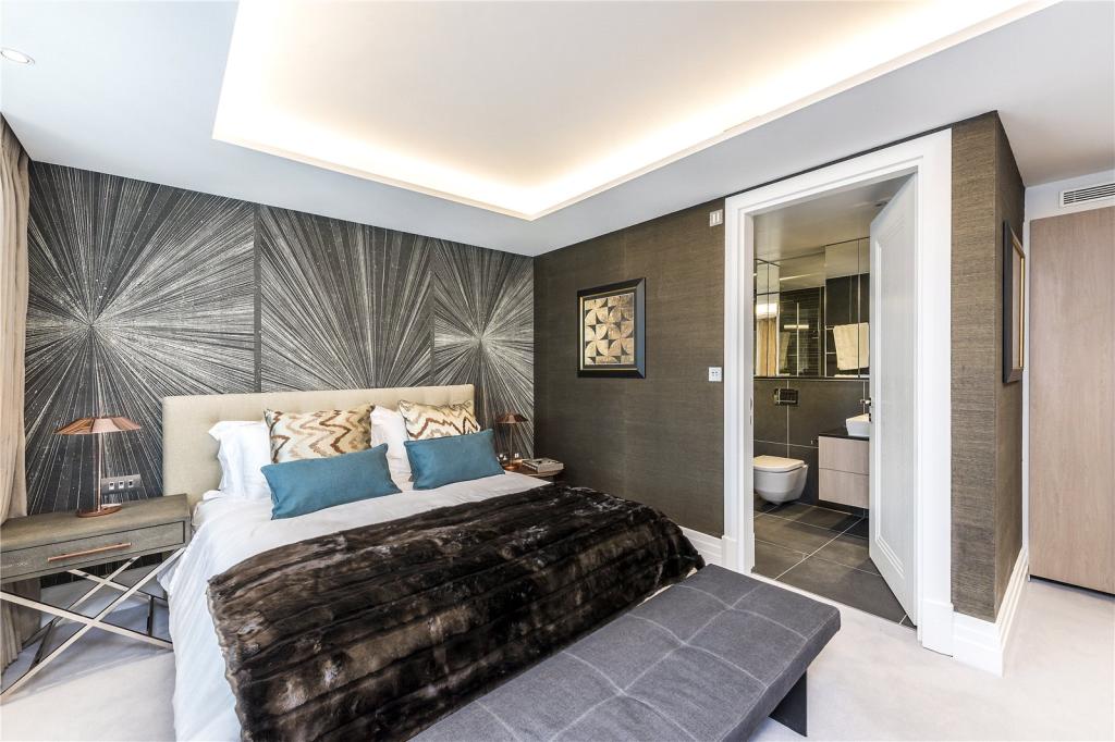 50 Kensington Gardens Square,Master Bedroom