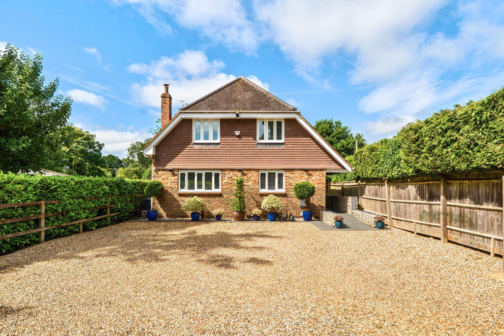 Main image of property: Bellingdon, Bellingdon, HP5