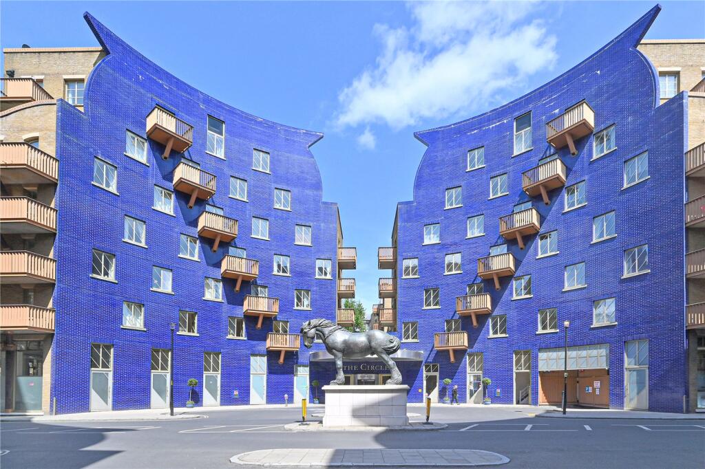 Main image of property: The Circle, Queen Elizabeth Street, London, SE1