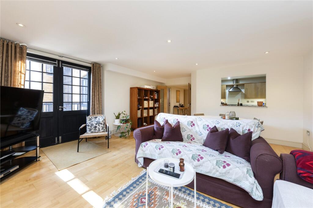 Main image of property: Caraway Apartments, 2 Cayenne Court, London, SE1