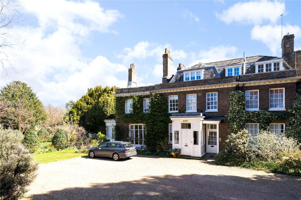 Main image of property: Lower Teddington Road, Kingston upon Thames, London, KT1