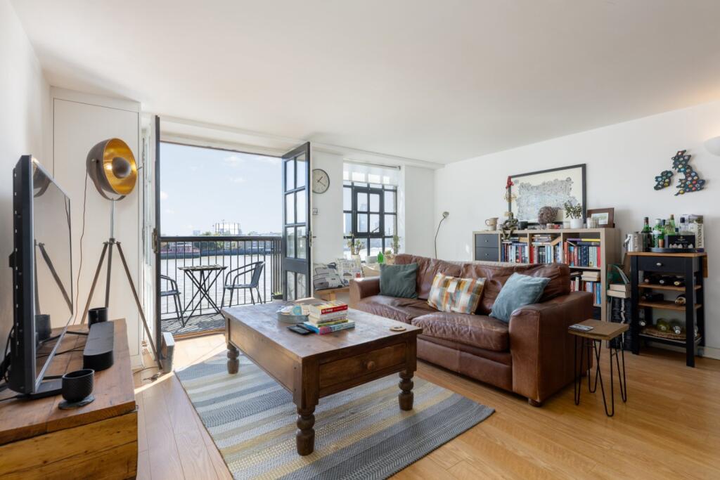 Main image of property: Merchant Court, 61 Wapping Wall, London, E1W