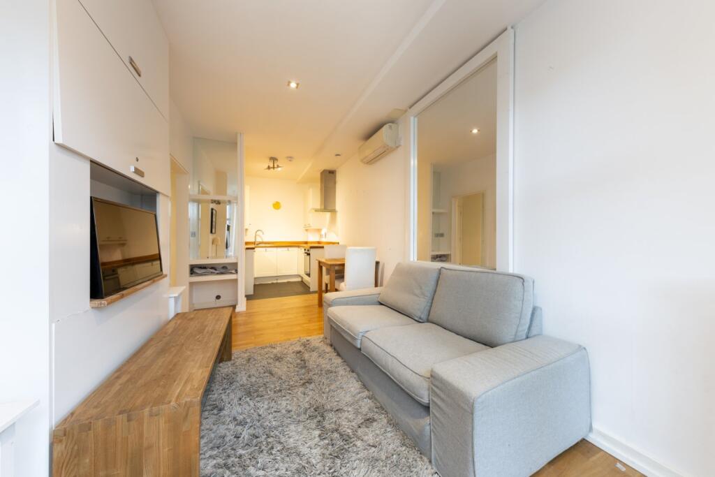 Main image of property: Manilla Street, London, E14